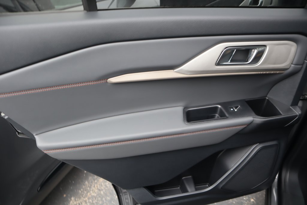 New 2026 Ford Explorer Active image 18