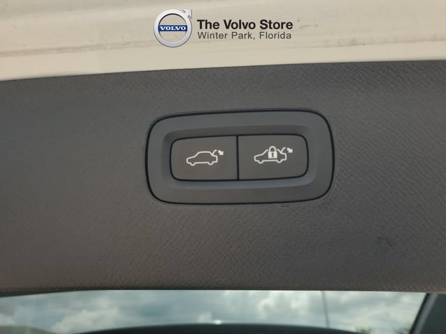Certified 2023 Volvo XC90 B6 Core w/ Protection Package Premier AWD/4WD image 9