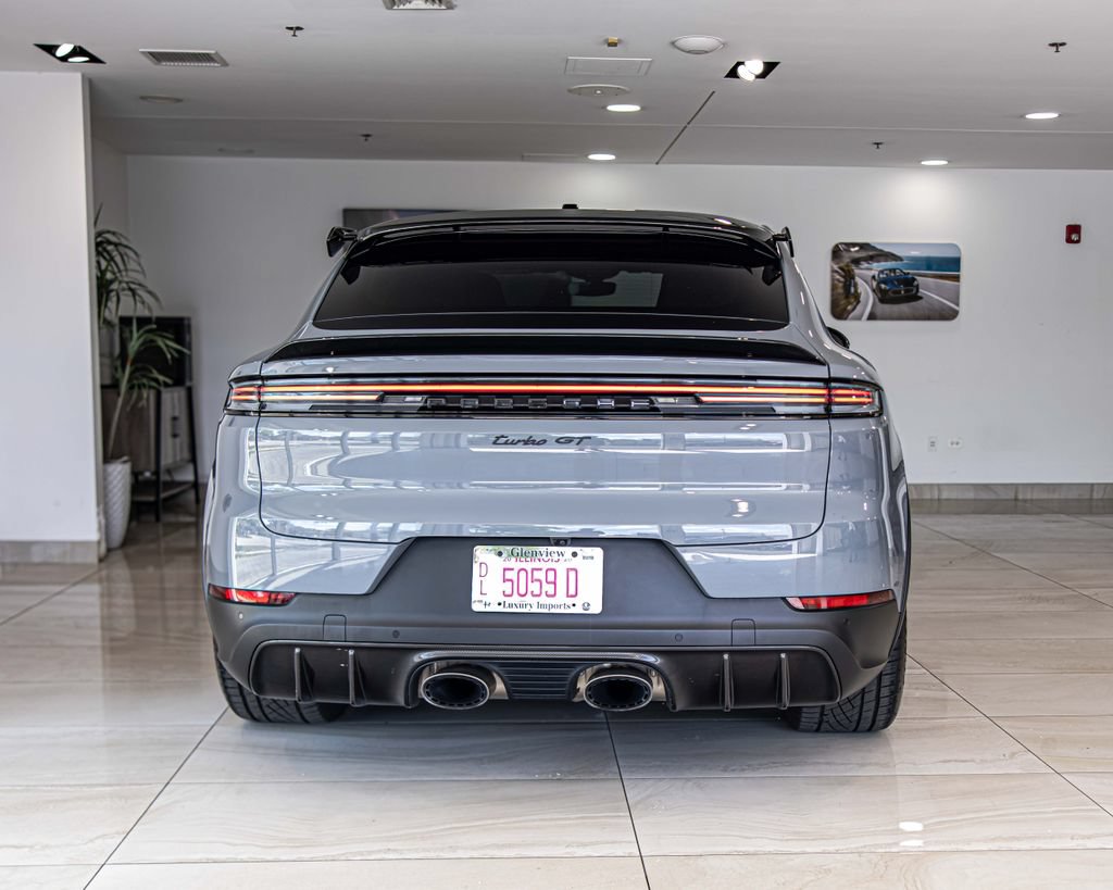 Used 2024 Porsche Cayenne Turbo GT AWD/4WD image 13