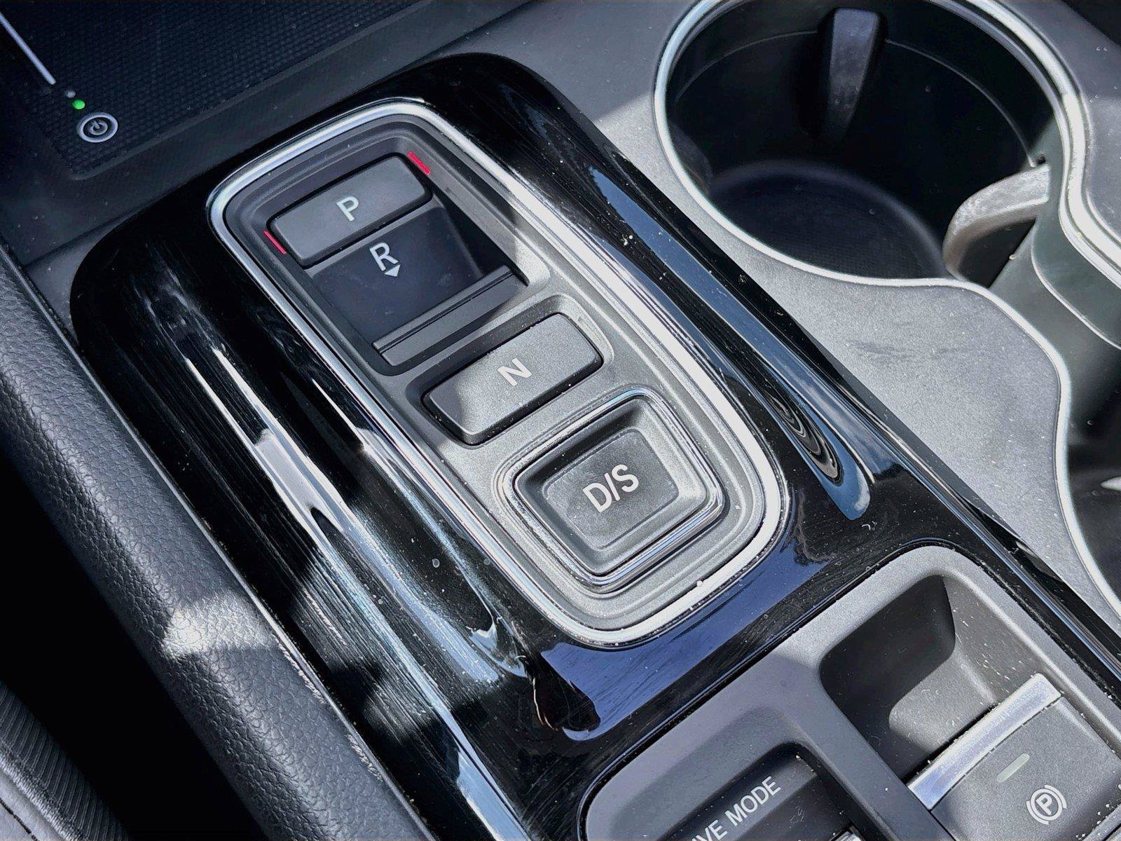 Used 2024 Honda Pilot Touring image 17