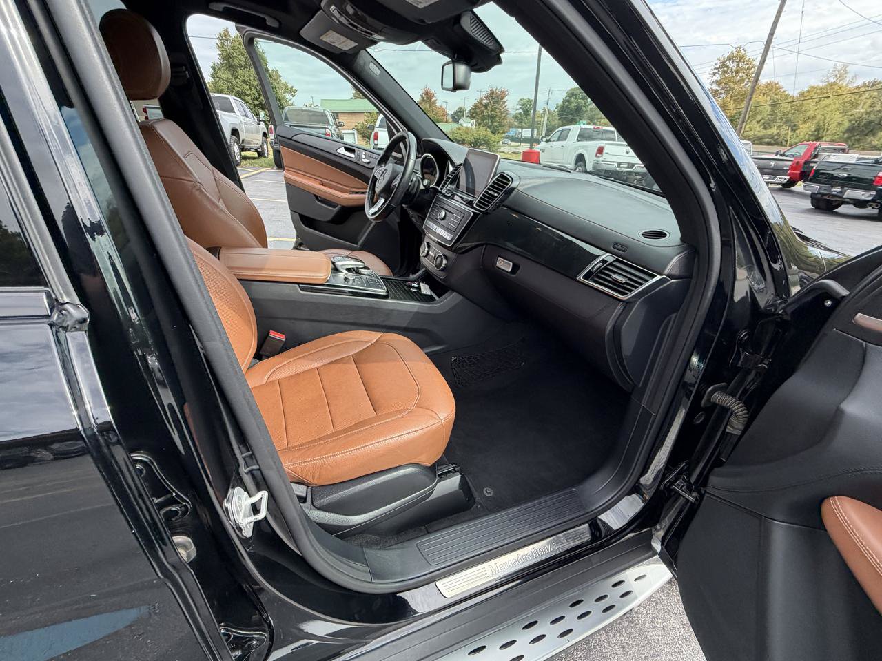Used 2016 Mercedes-Benz GLE 400 4MATIC image 42