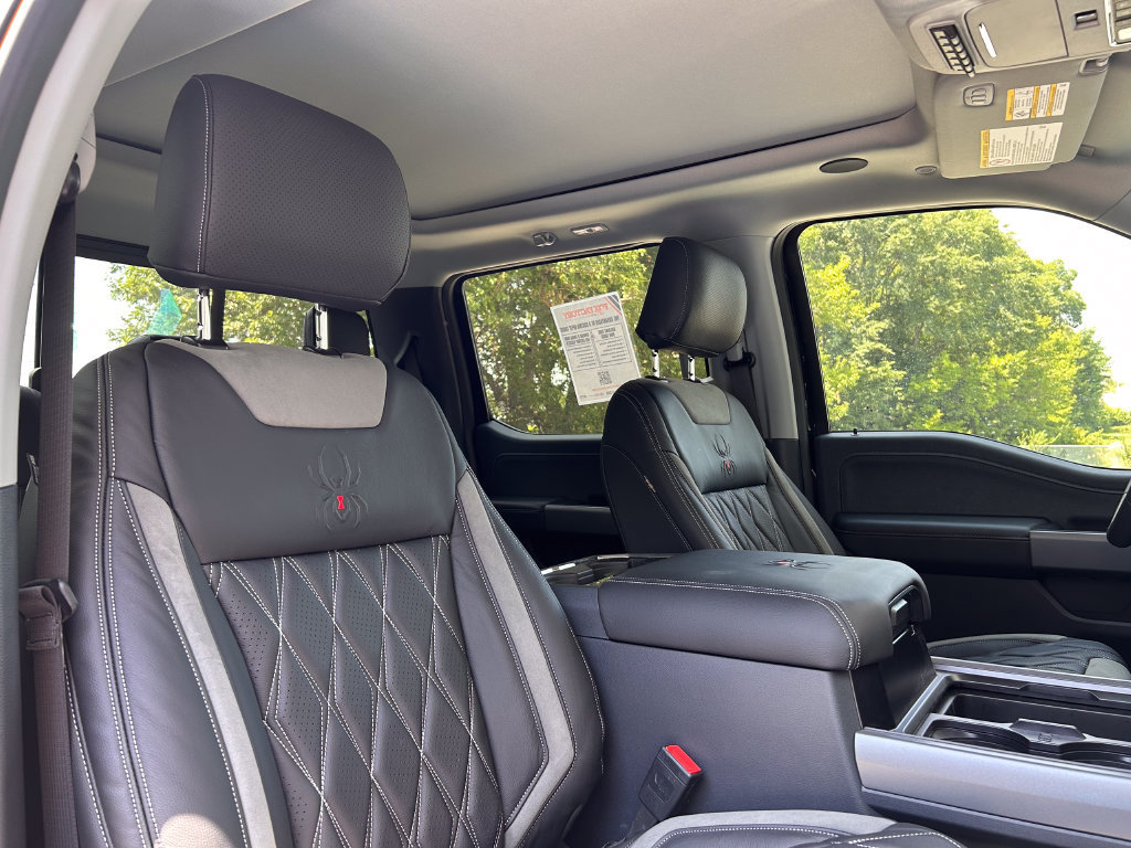 New 2026 Ford F250 Lariat w/ Black Appearance Package AWD/4WD image 20