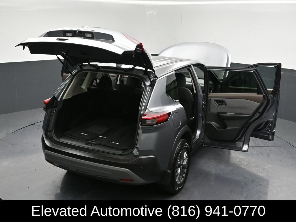 Used 2022 Nissan Rogue S image 32