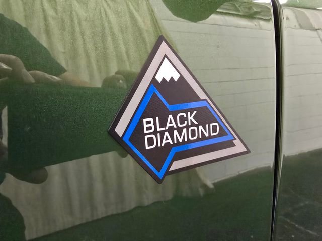 Used 2023 Ford Bronco Black Diamond image 12