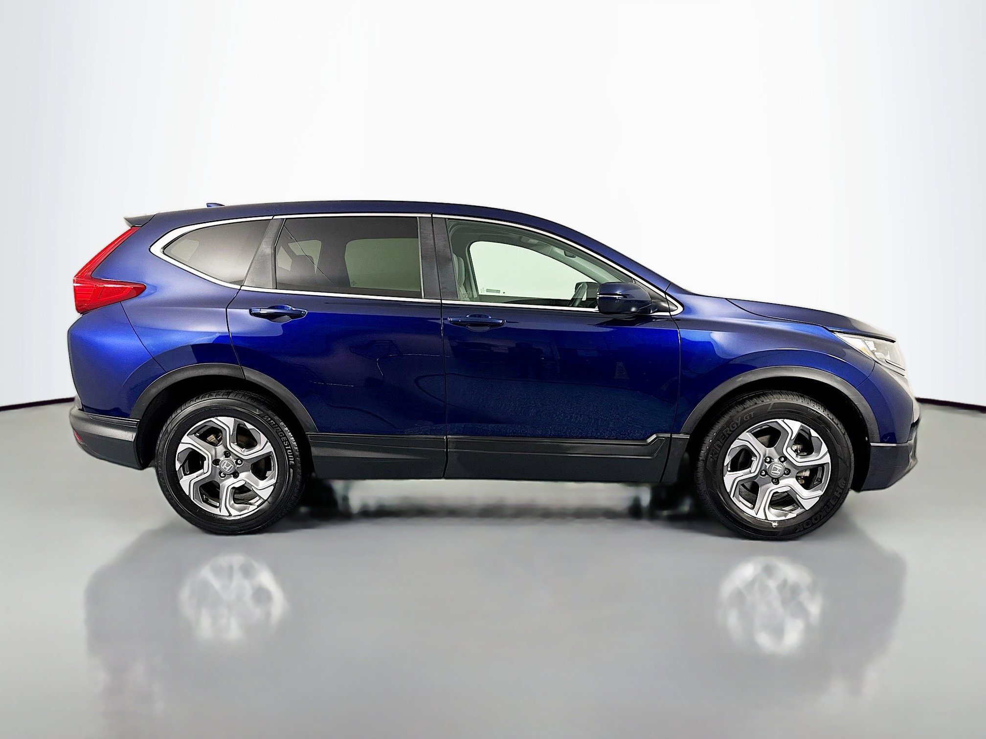 Certified 2019 Honda CR-V EX image 4