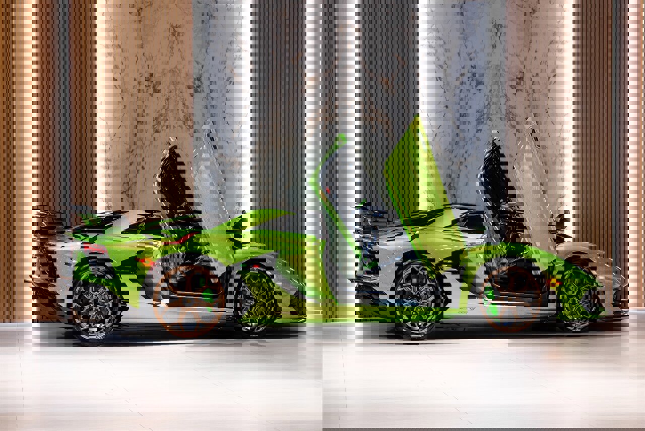 Used 2021 Lamborghini Aventador SVJ image 5