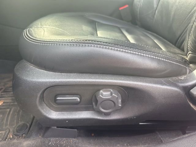 Used 2015 Ford Taurus SEL w/ Equipment Group 201A image 10