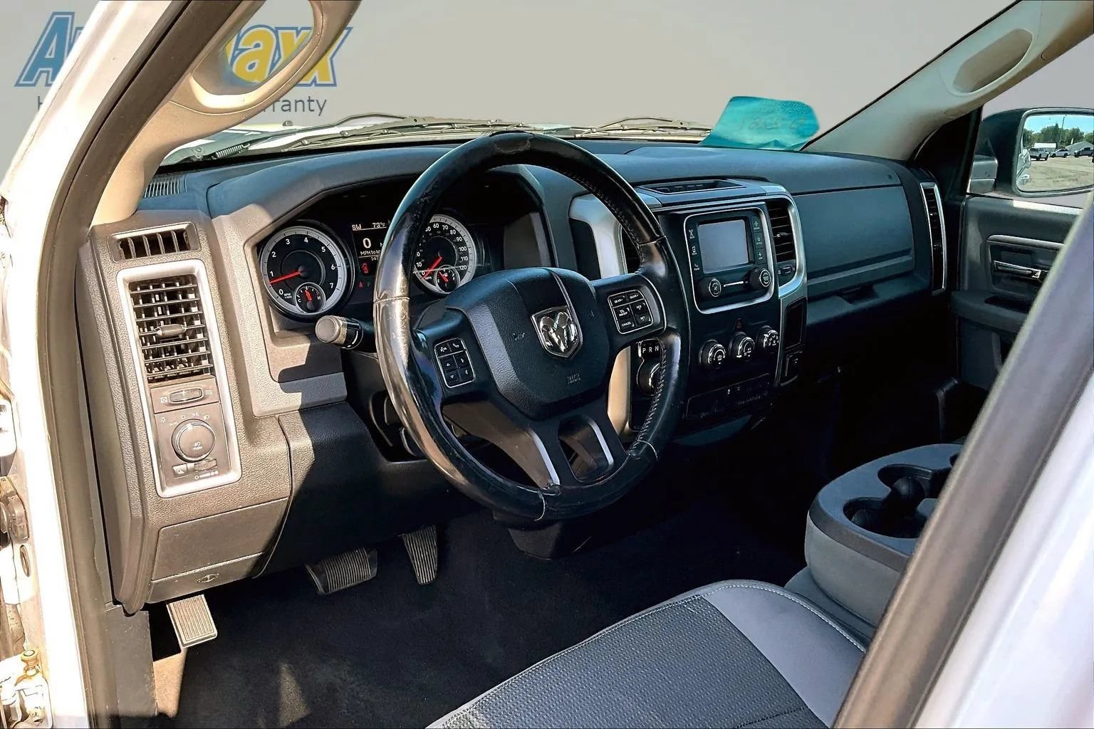 Used 2014 RAM 1500 Classic SLT RWD image 17