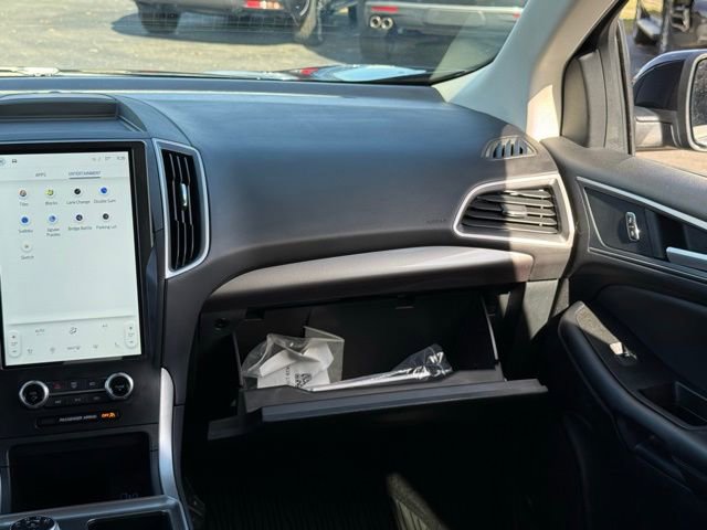 Used 2024 Ford Edge SEL w/ Convenience Package image 27