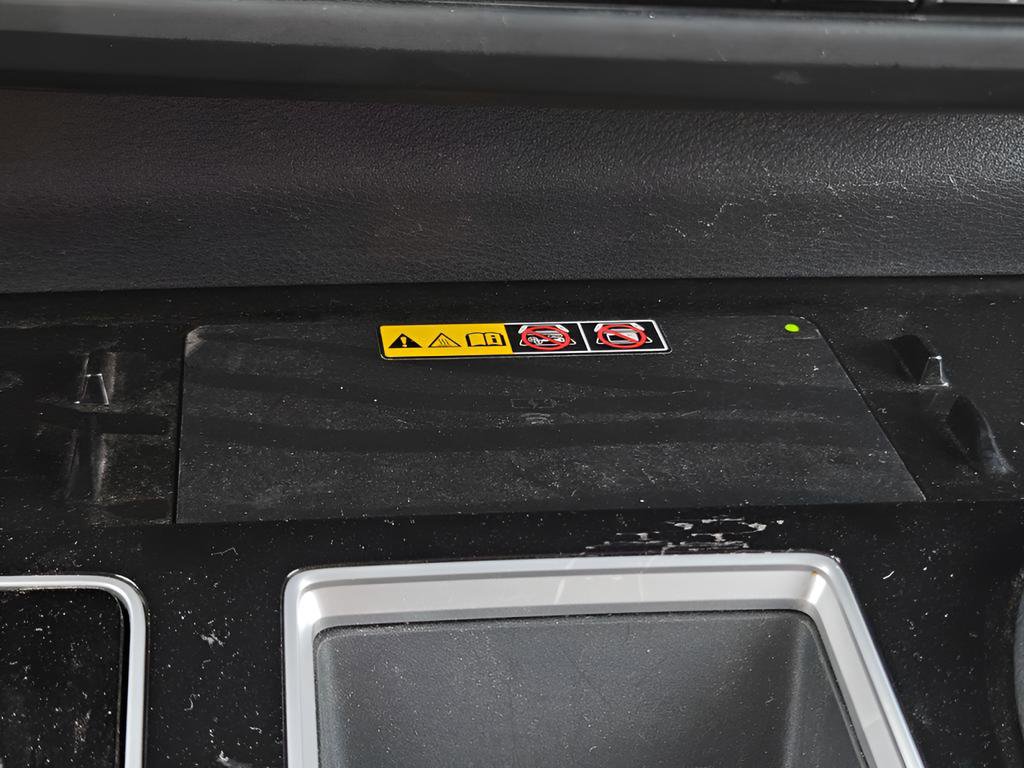 Used 2025 Toyota Sienna XSE w/ XSE Premium Package AWD/4WD image 35