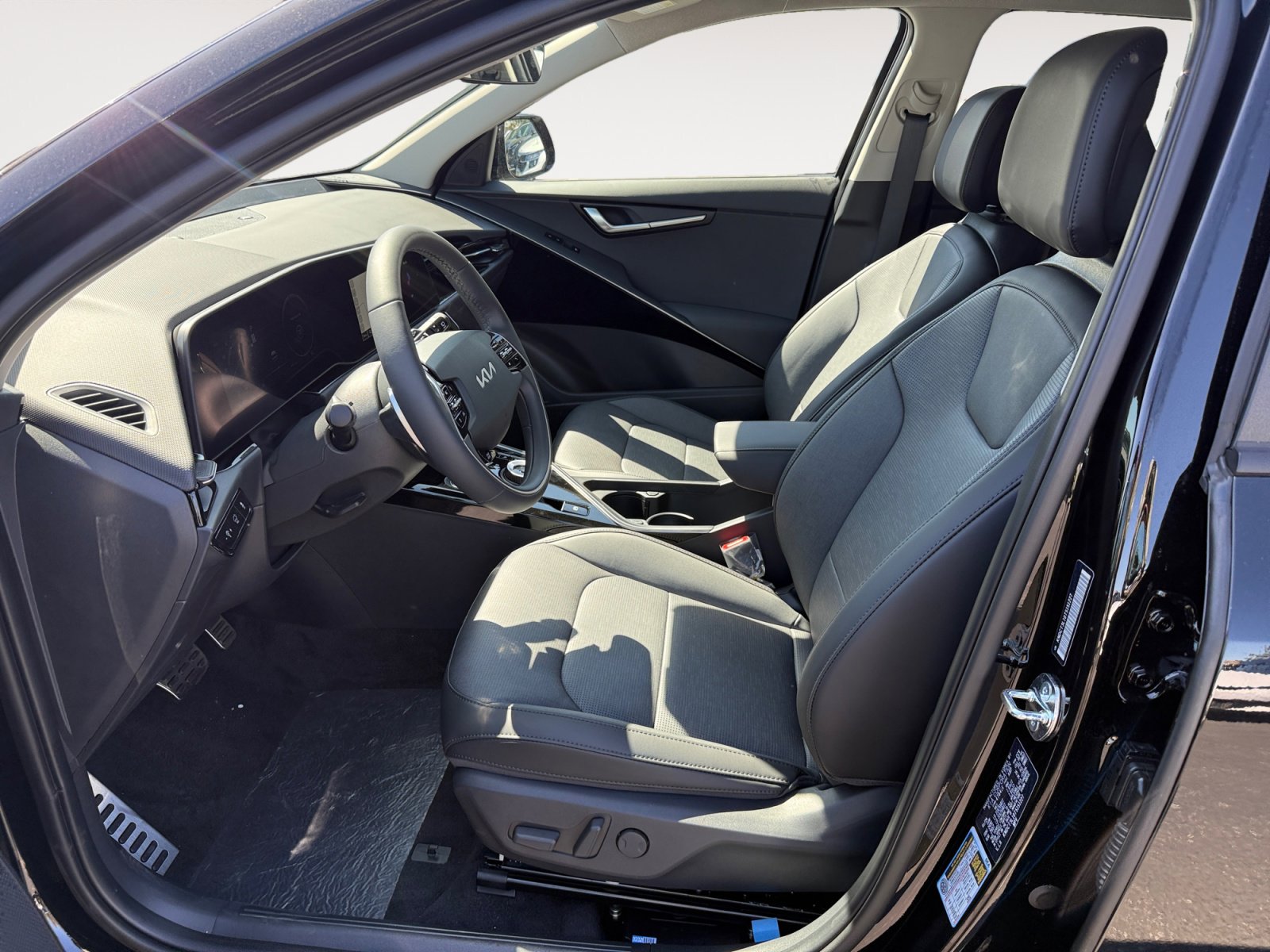 New 2026 Kia Niro Wave FWD image 10