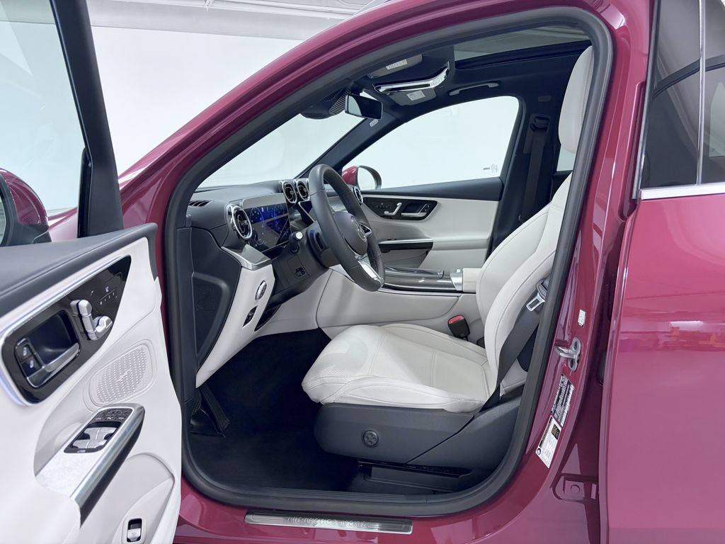 Certified 2025 Mercedes-Benz GLC 300 4MATIC image 15