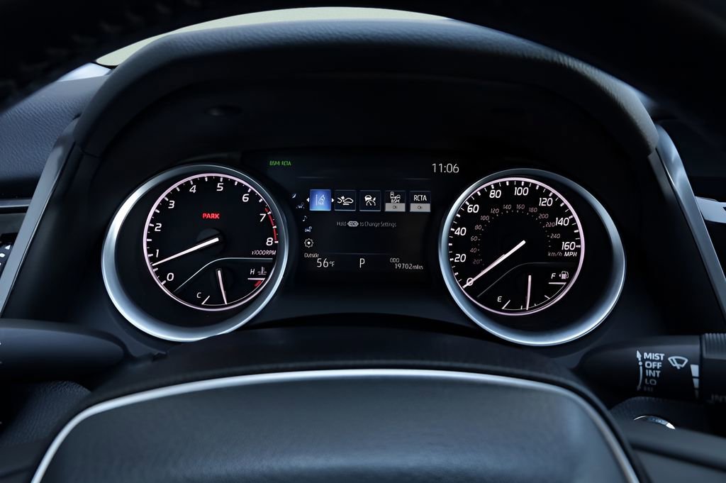 Certified 2023 Toyota Camry XLE w/ Navigation Package AWD/4WD image 31