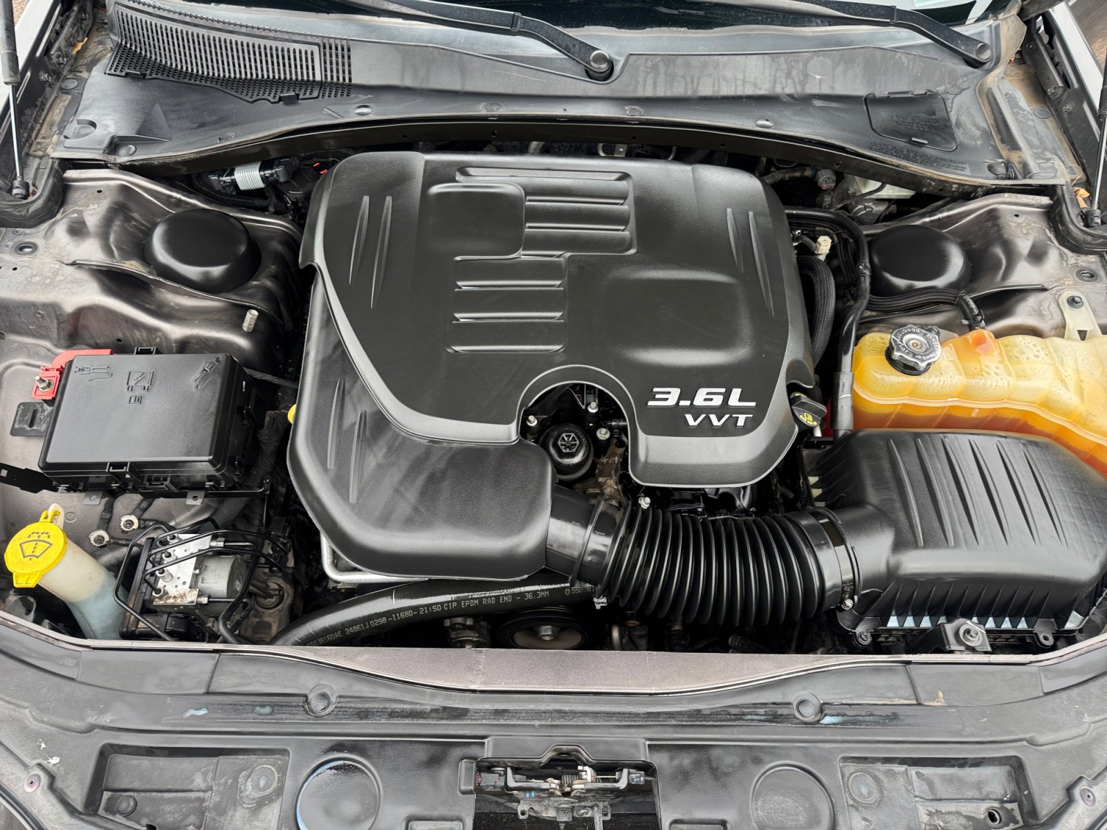 Used 2018 Chrysler 300 S w/ 300S Premium Group image 32