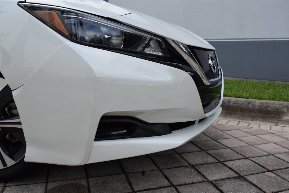 Used 2022 Nissan Leaf SV image 12