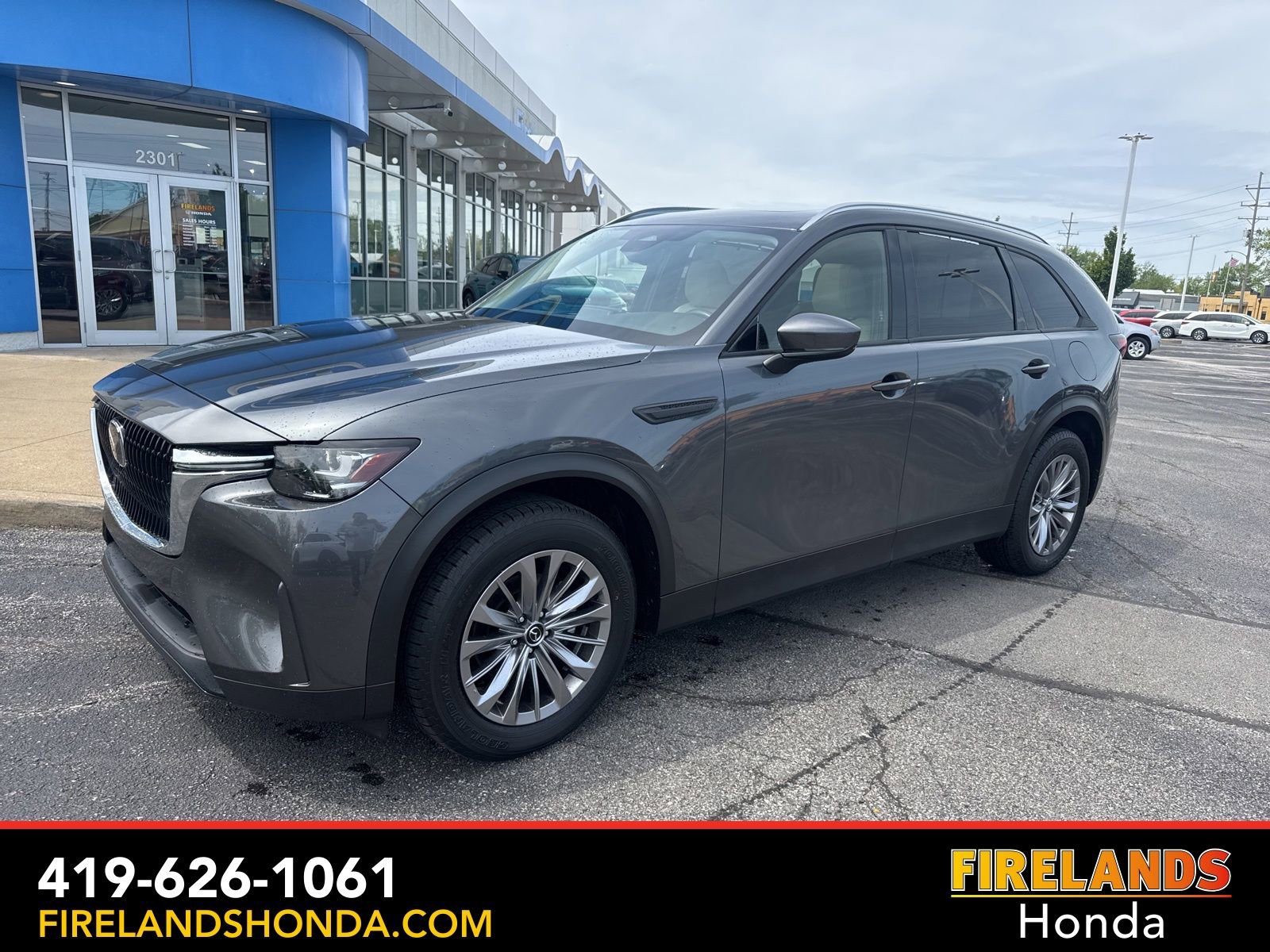 Used 2024 MAZDA CX-90 3.3 Turbo w/ Preferred Package AWD/4WD image 2