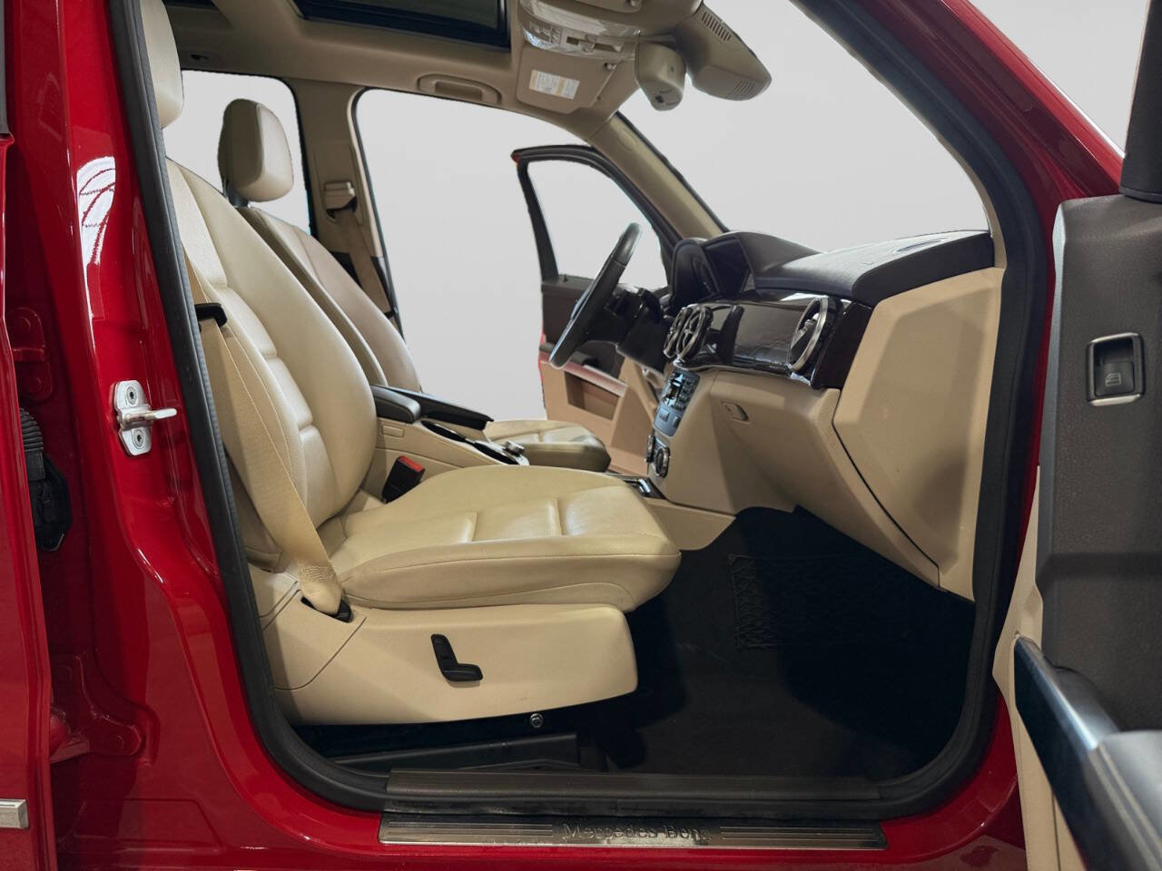 Used 2014 Mercedes-Benz GLK 350 4MATIC image 17