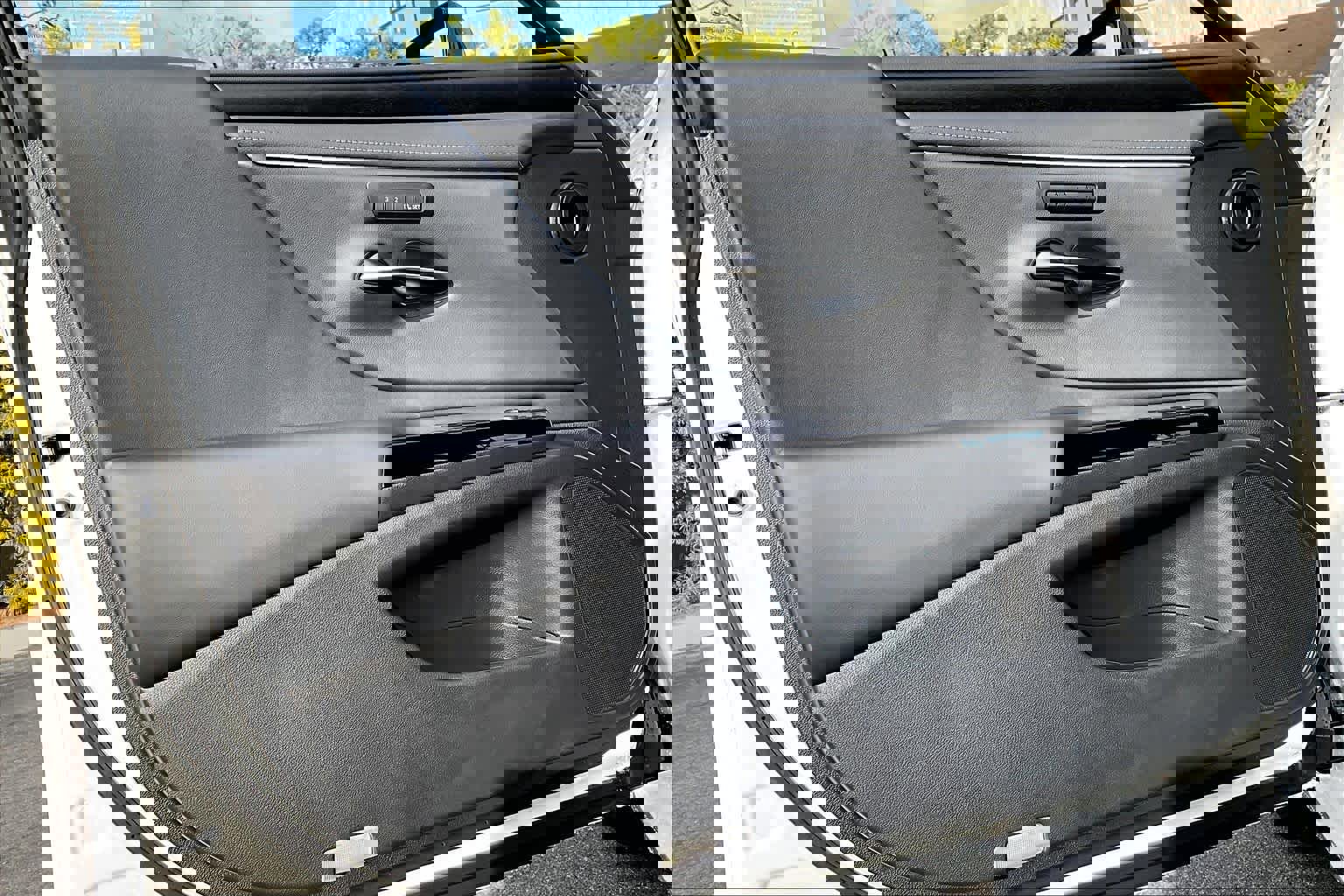 New 2025 Lexus ES 300h w/ Premium Package image 16