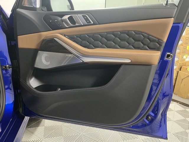 Used 2026 BMW X5 M Competition w/ Executive Package image 23