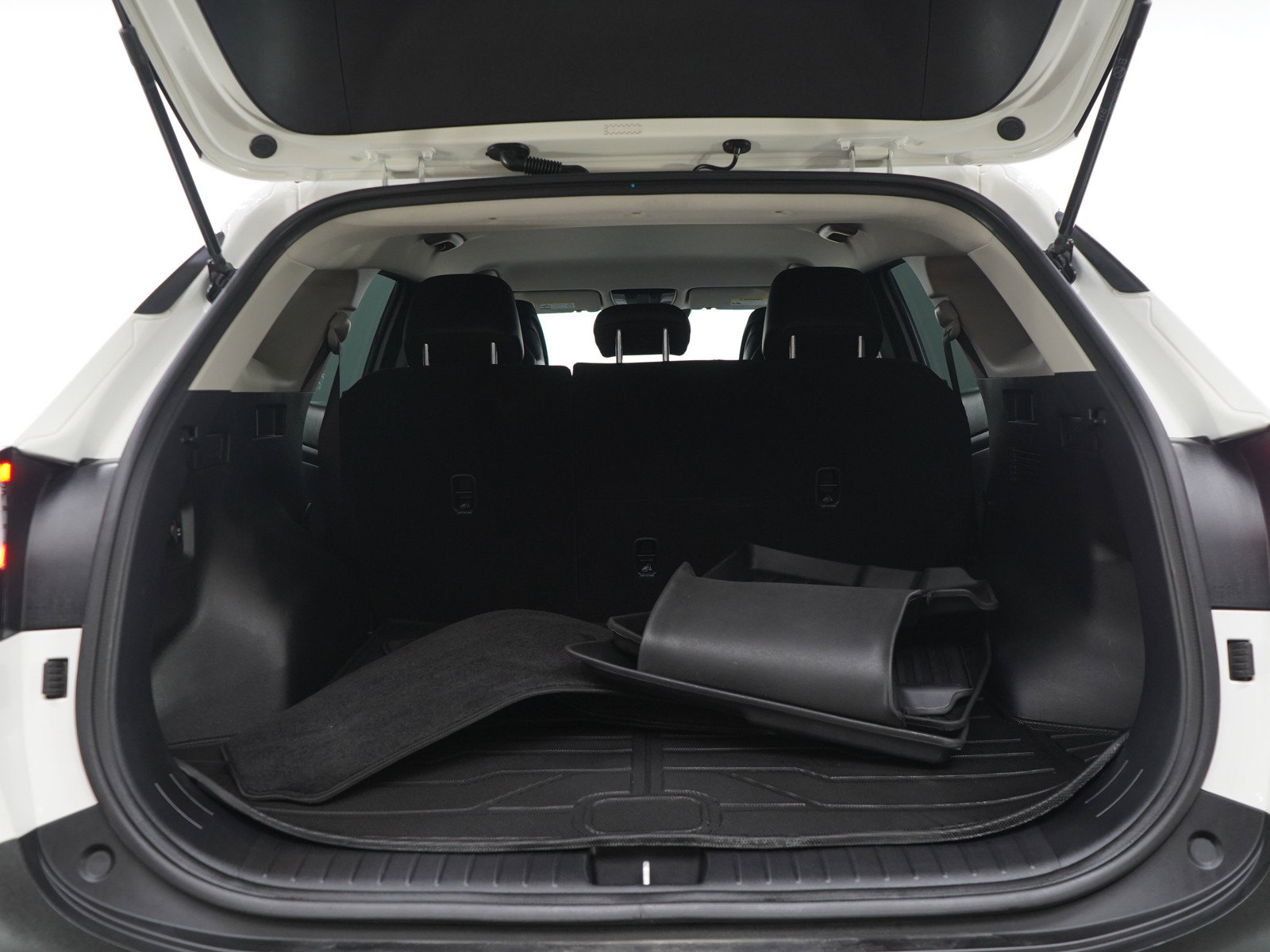 Used 2025 Kia Sportage EX AWD/4WD image 18