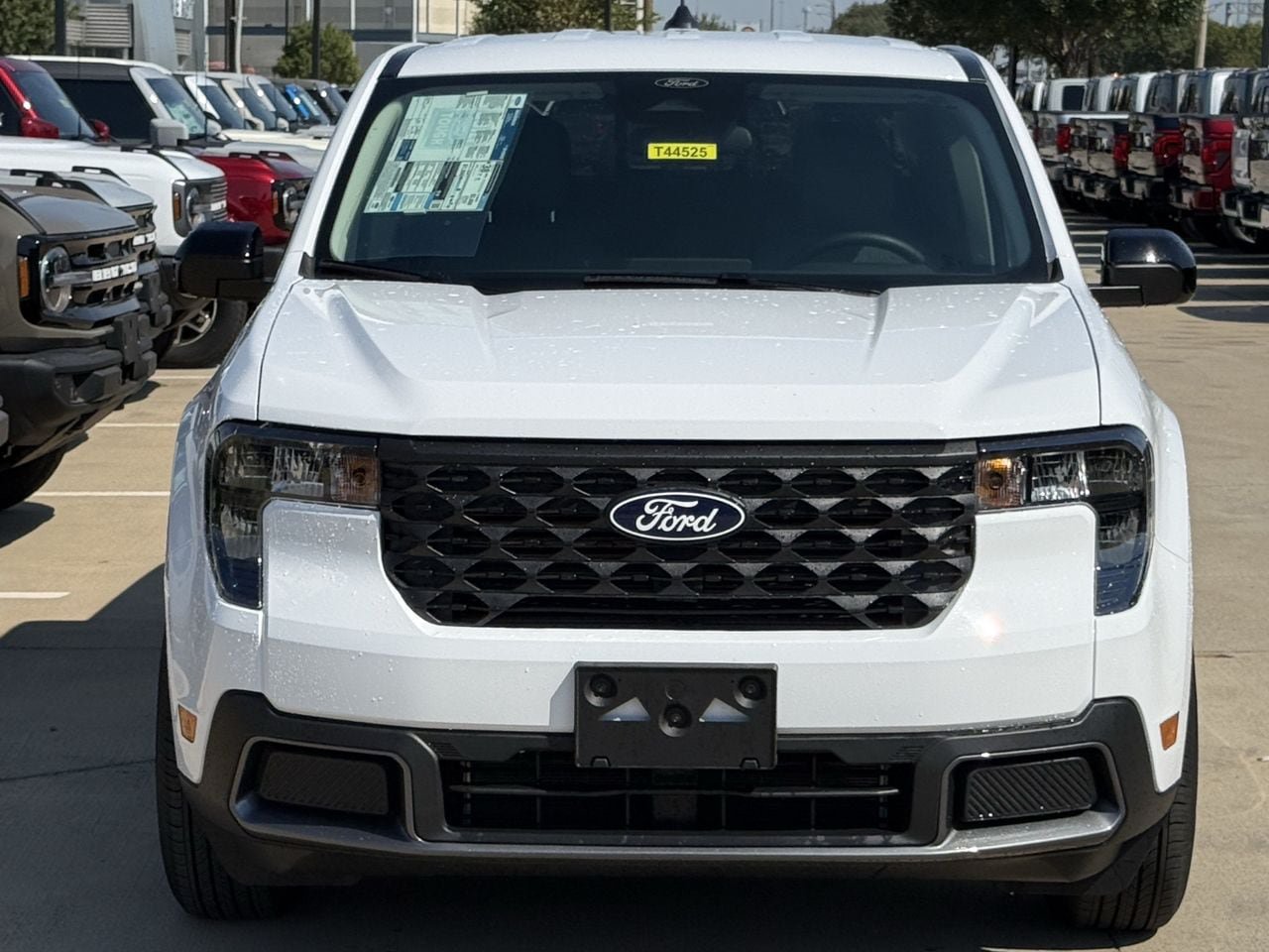 New 2026 Ford Maverick XLT w/ XLT Luxury Package FWD image 8