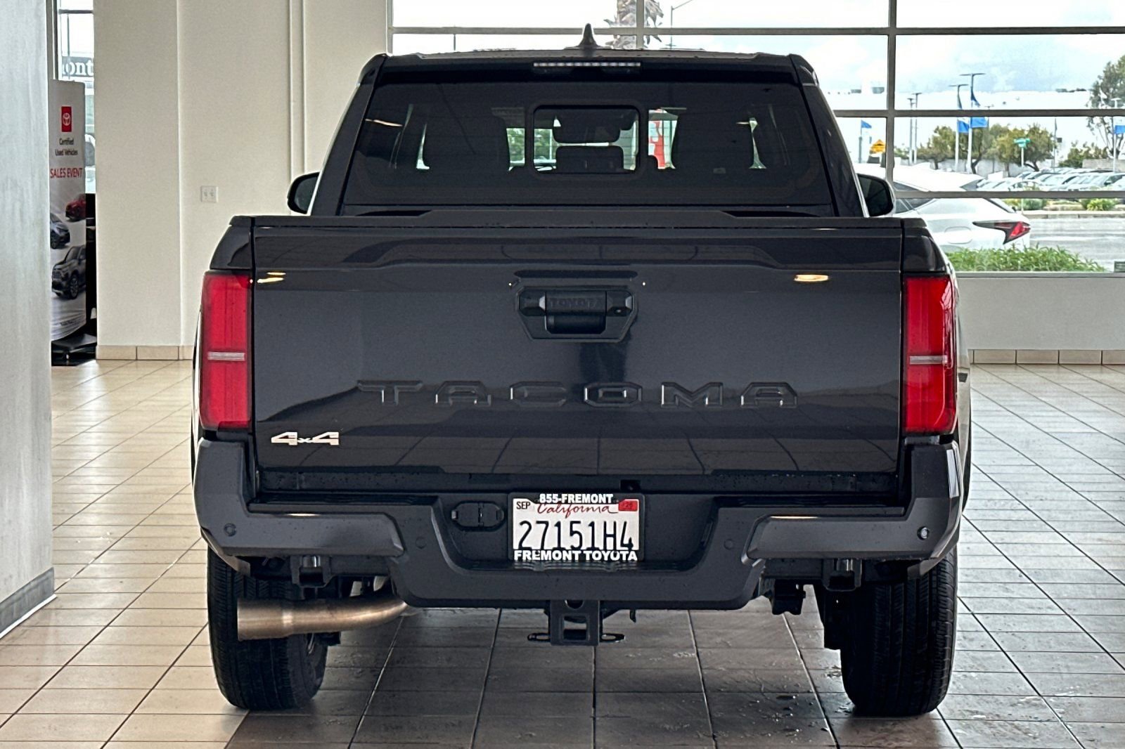 Certified 2025 Toyota Tacoma SR5 AWD/4WD image 5