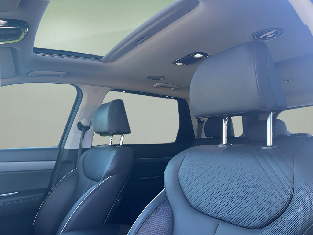 Used 2024 Hyundai Palisade SEL FWD image 16