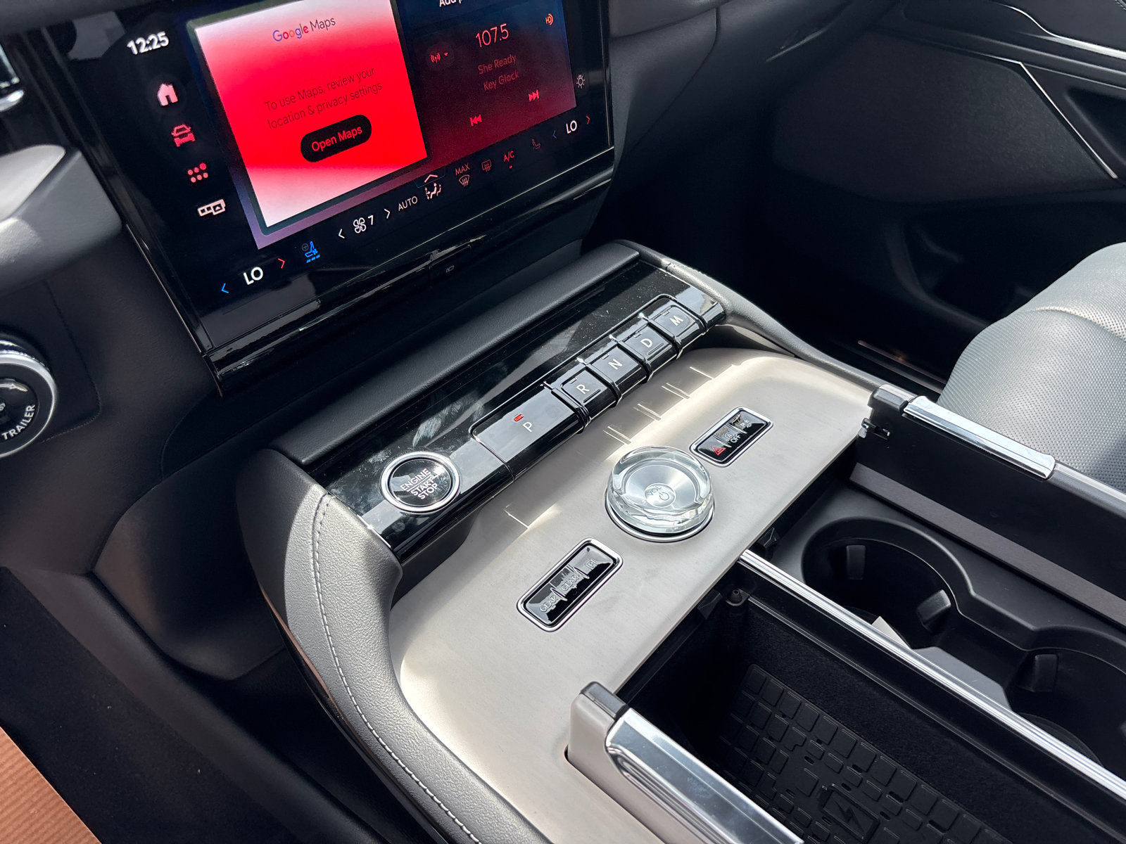New 2026 Lincoln Navigator Reserve w/ Jet Appearance Package AWD/4WD image 22