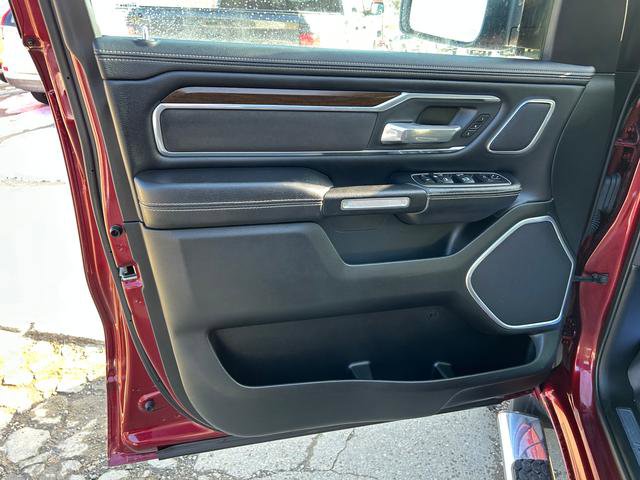 Used 2021 RAM 1500 Laramie w/ Advanced Safety Group image 8