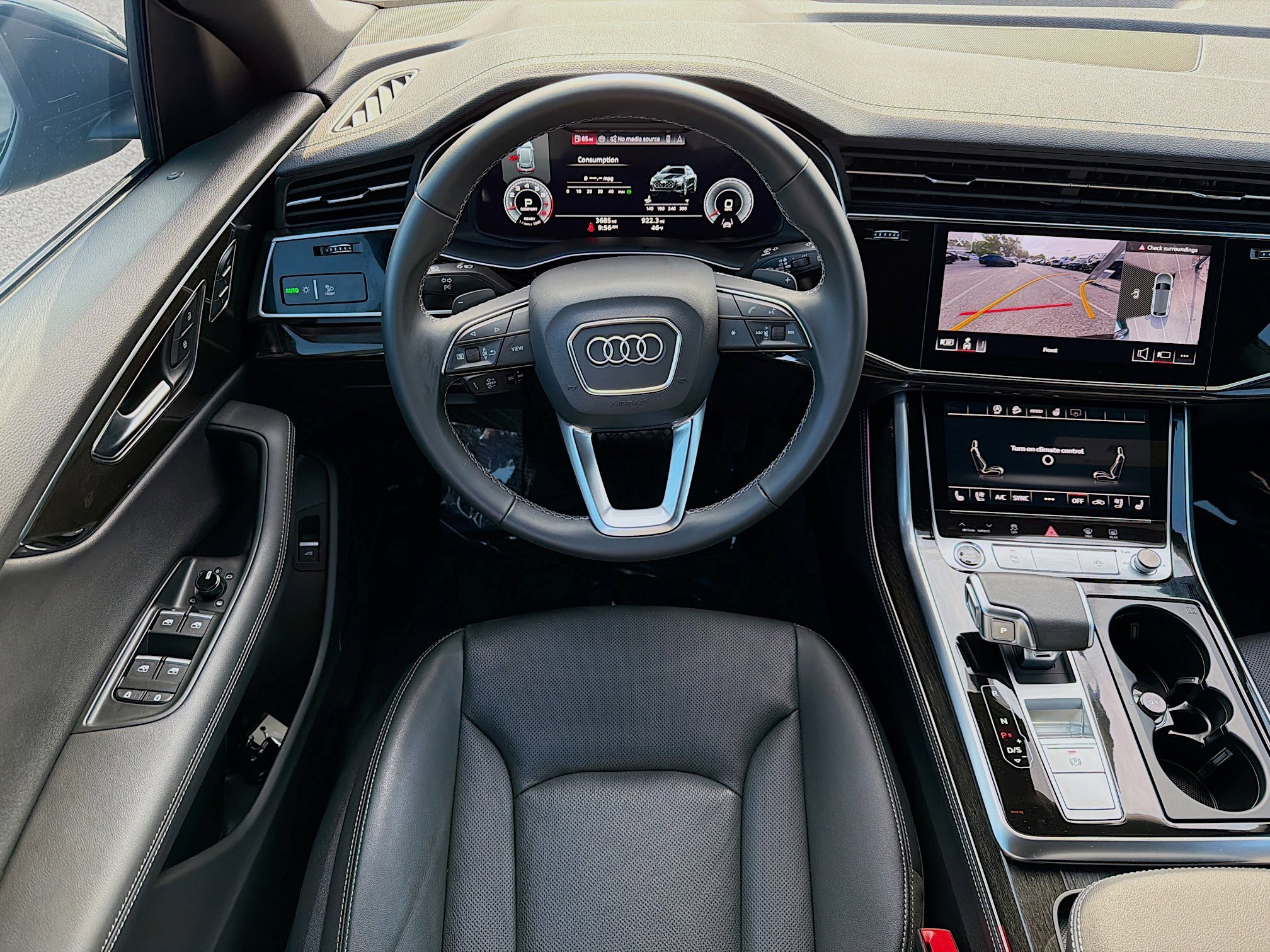 Used 2026 Audi Q8 Premium Plus AWD/4WD image 17