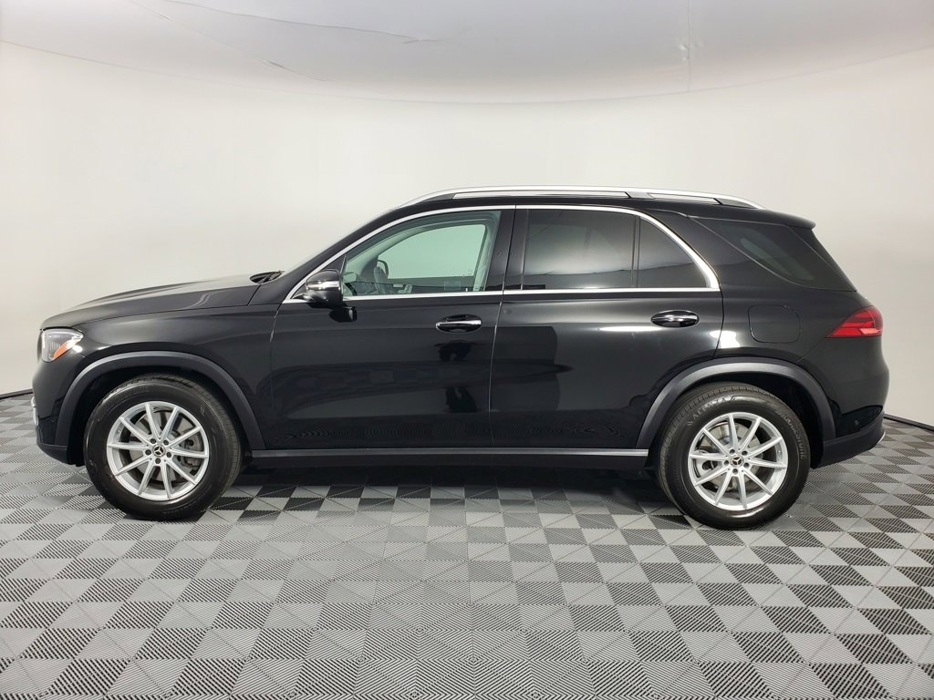Used 2025 Mercedes-Benz GLE 450e 4MATIC image 5