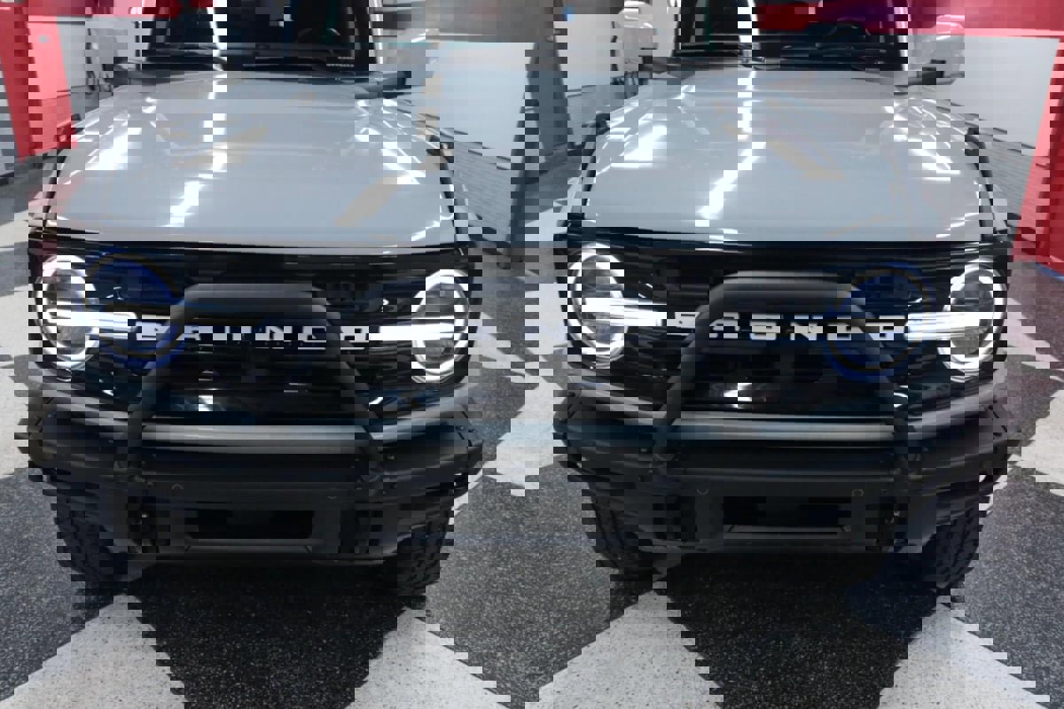 Used 2022 Ford Bronco Outer Banks image 4