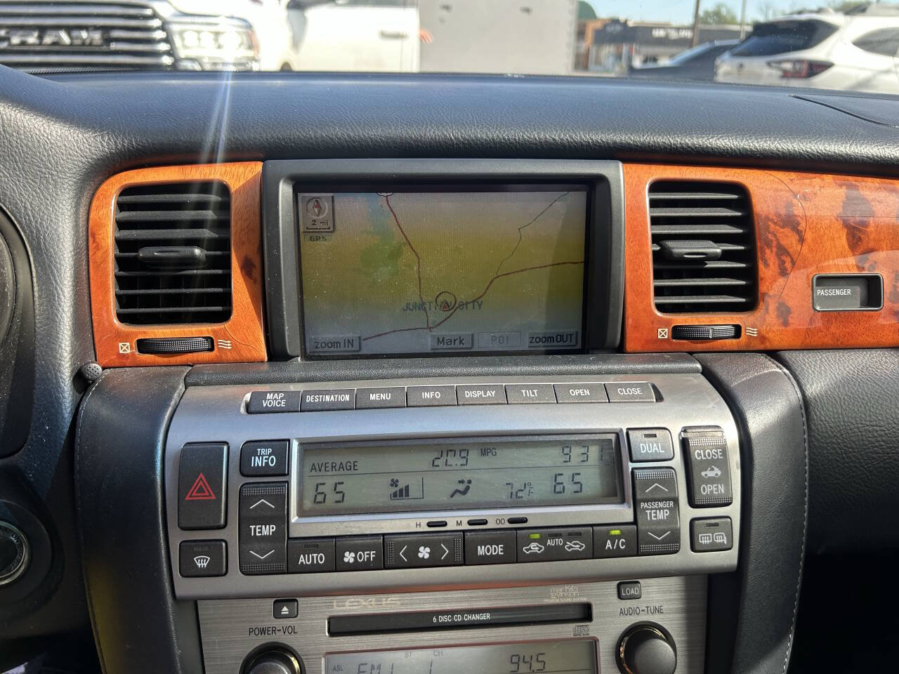 Used 2002 Lexus SC 430 Convertible RWD image 22