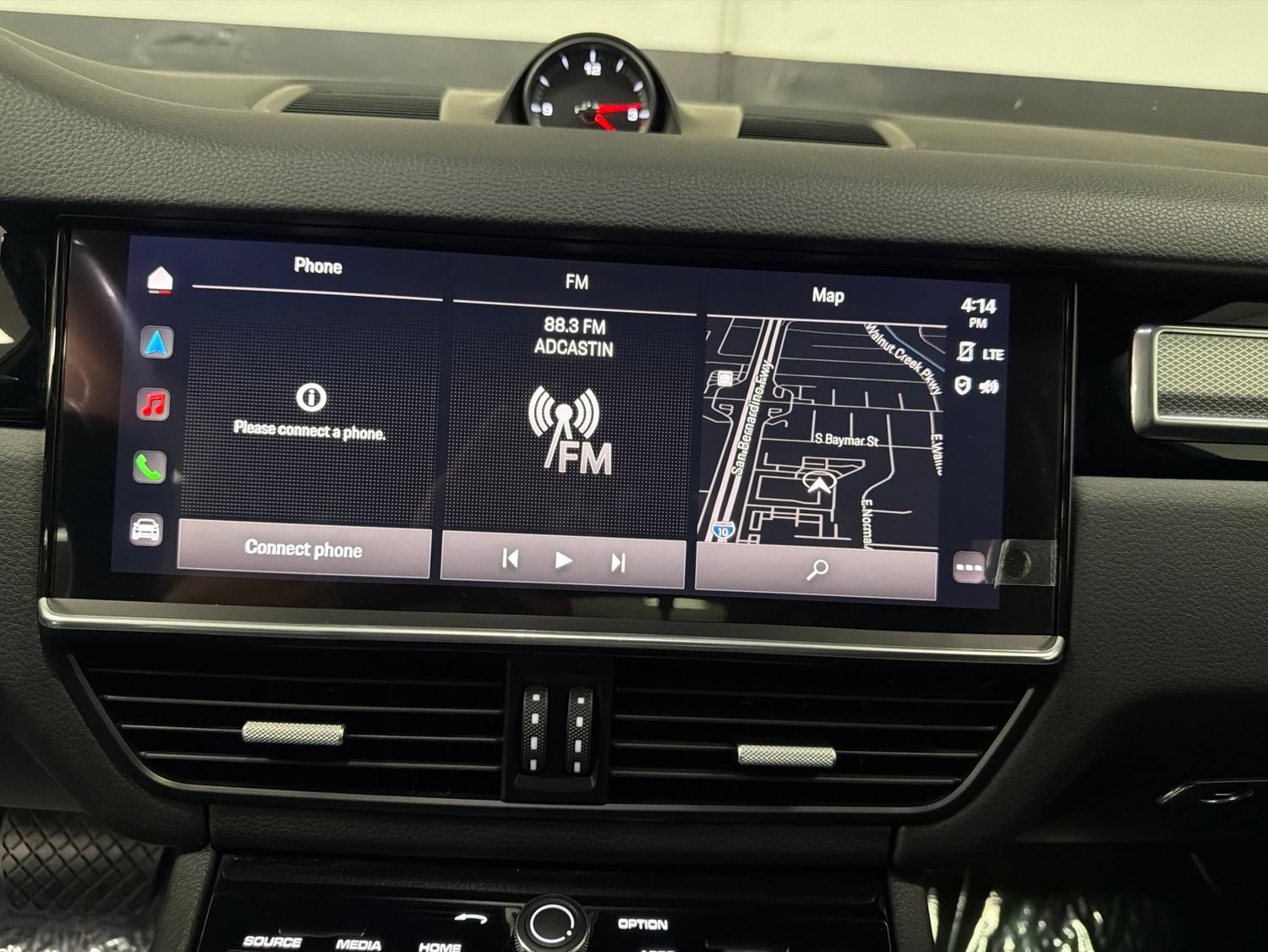 Used 2023 Porsche Cayenne AWD/4WD image 31