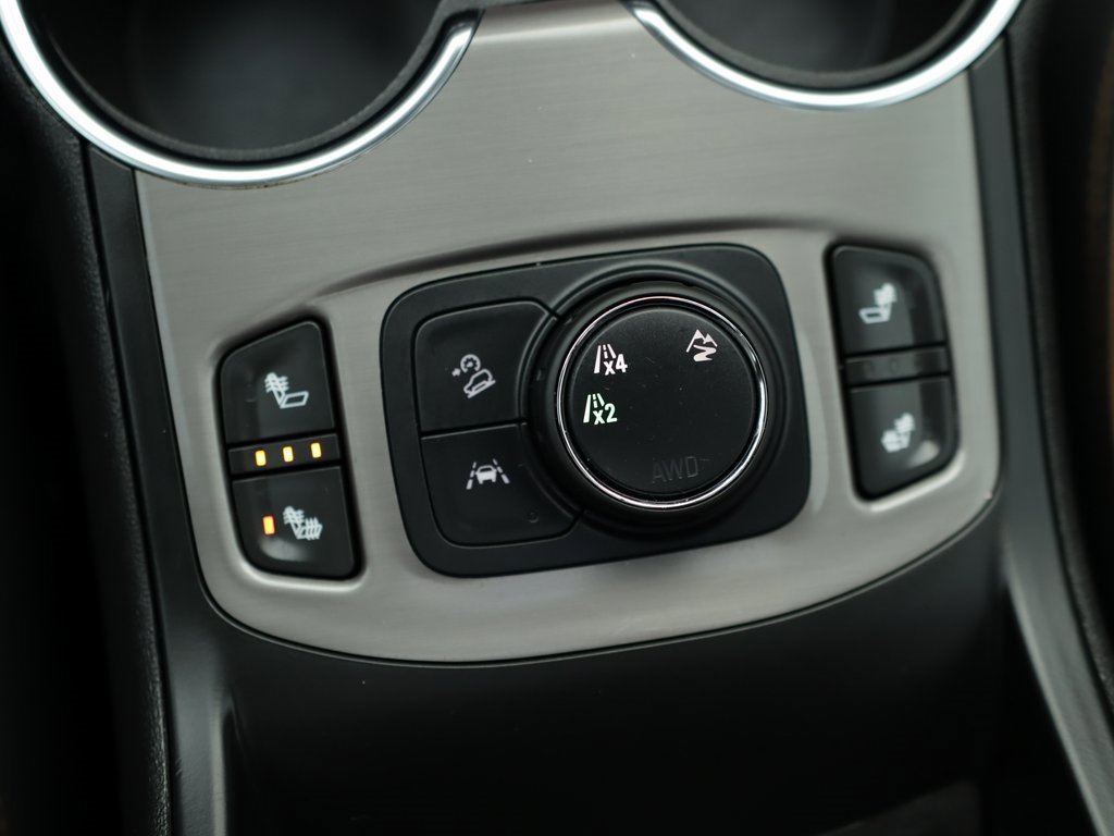 Used 2022 GMC Terrain AT4 image 17