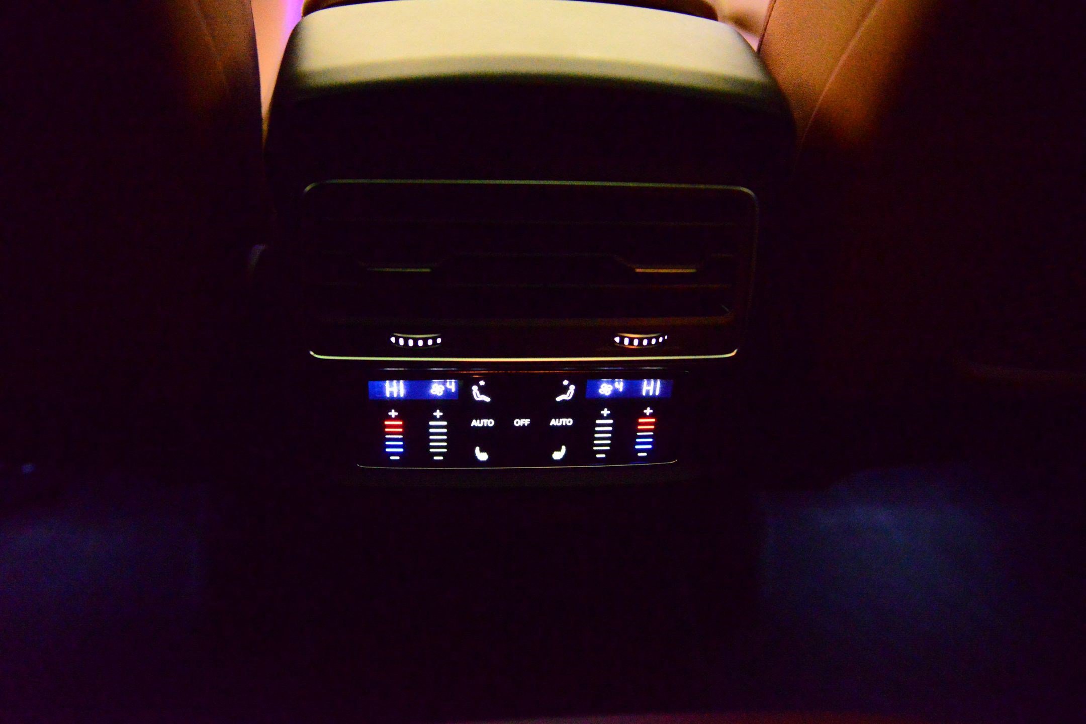 Used 2022 Audi Q7 Premium Plus image 22