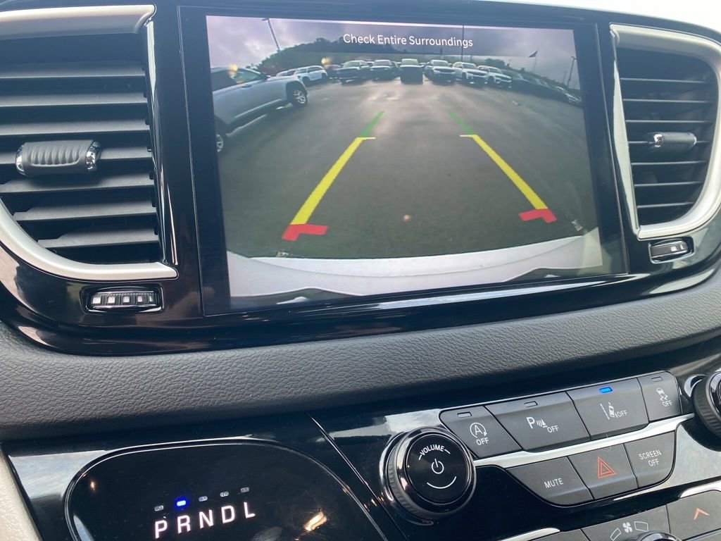 New 2026 Chrysler Voyager LX image 31