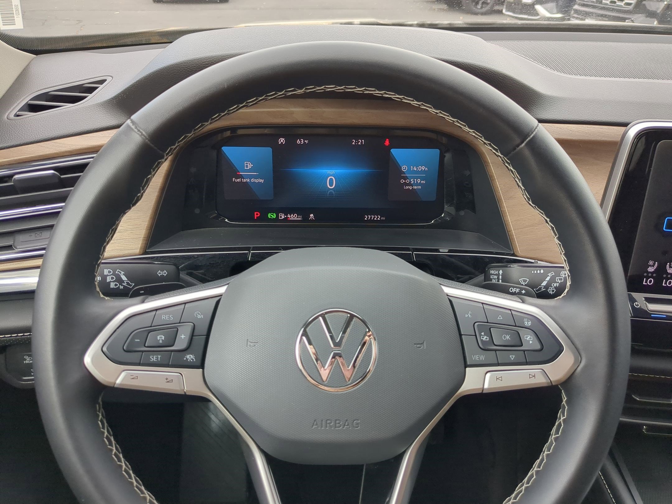 Used 2024 Volkswagen Atlas SE image 18