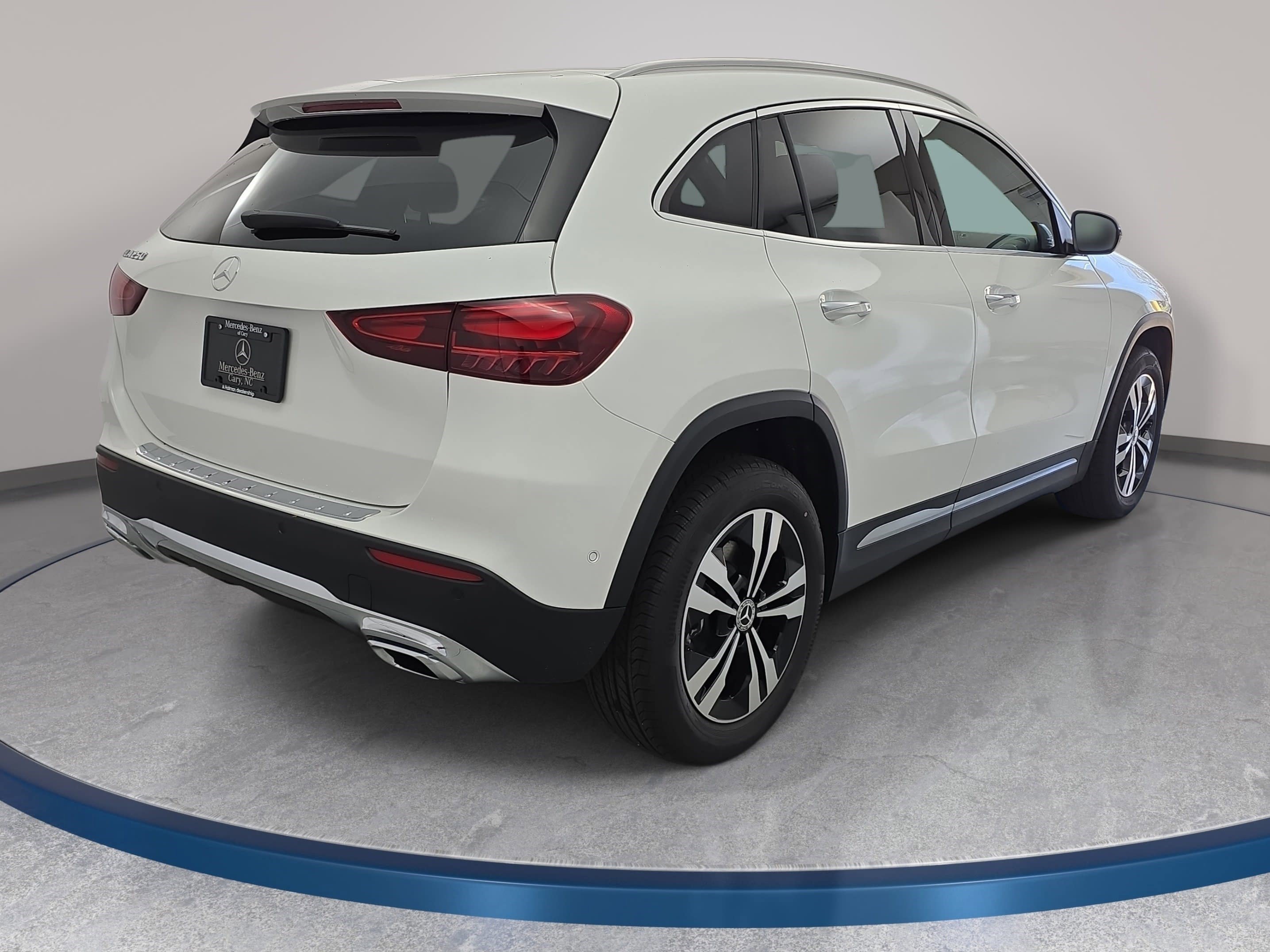 New 2026 Mercedes-Benz GLA 250 image 5