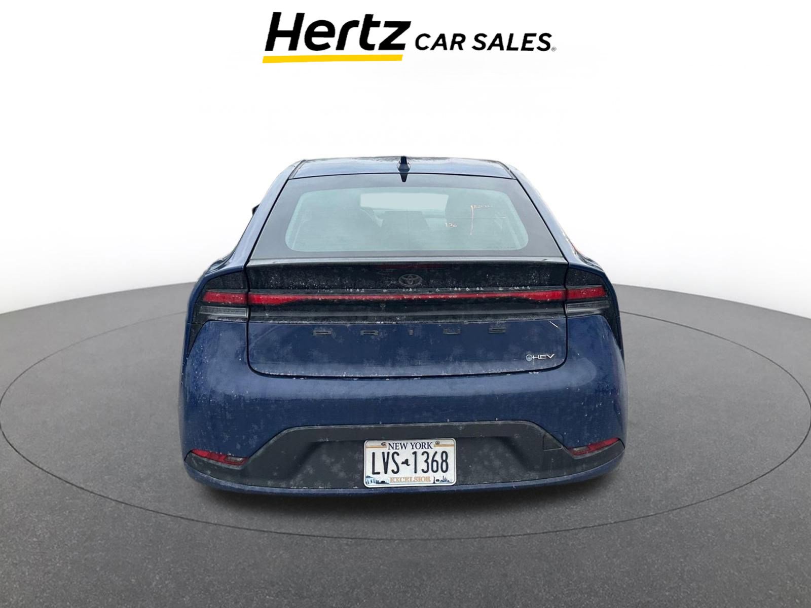 Used 2025 Toyota Prius LE image 5