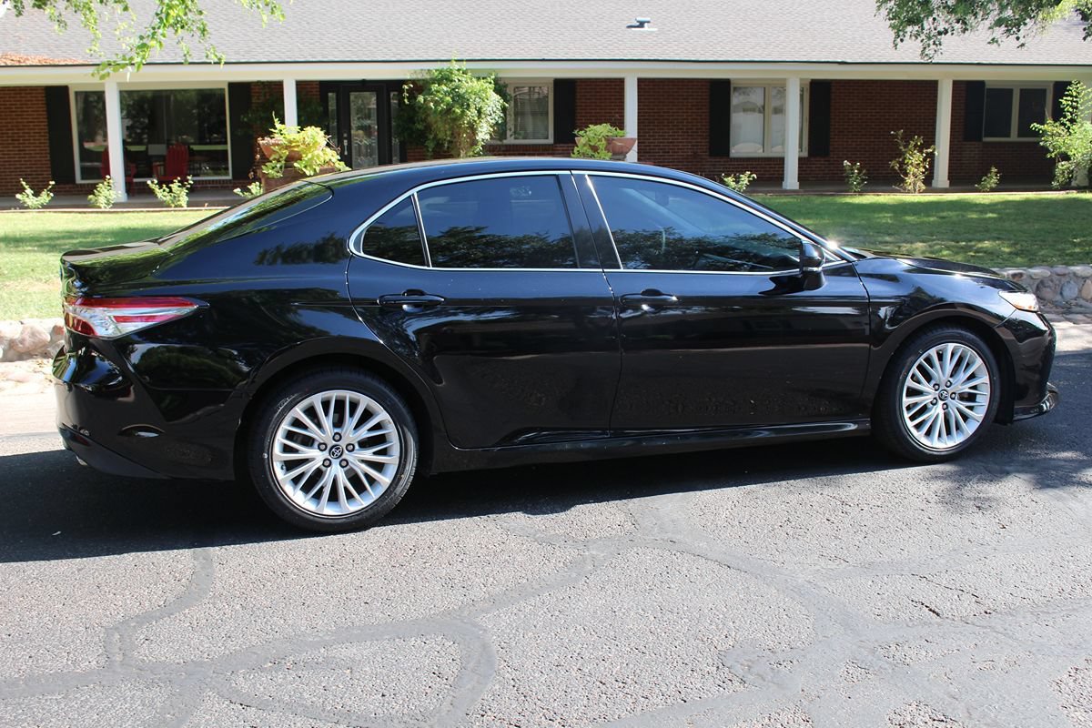 Used 2018 Toyota Camry XLE FWD image 46