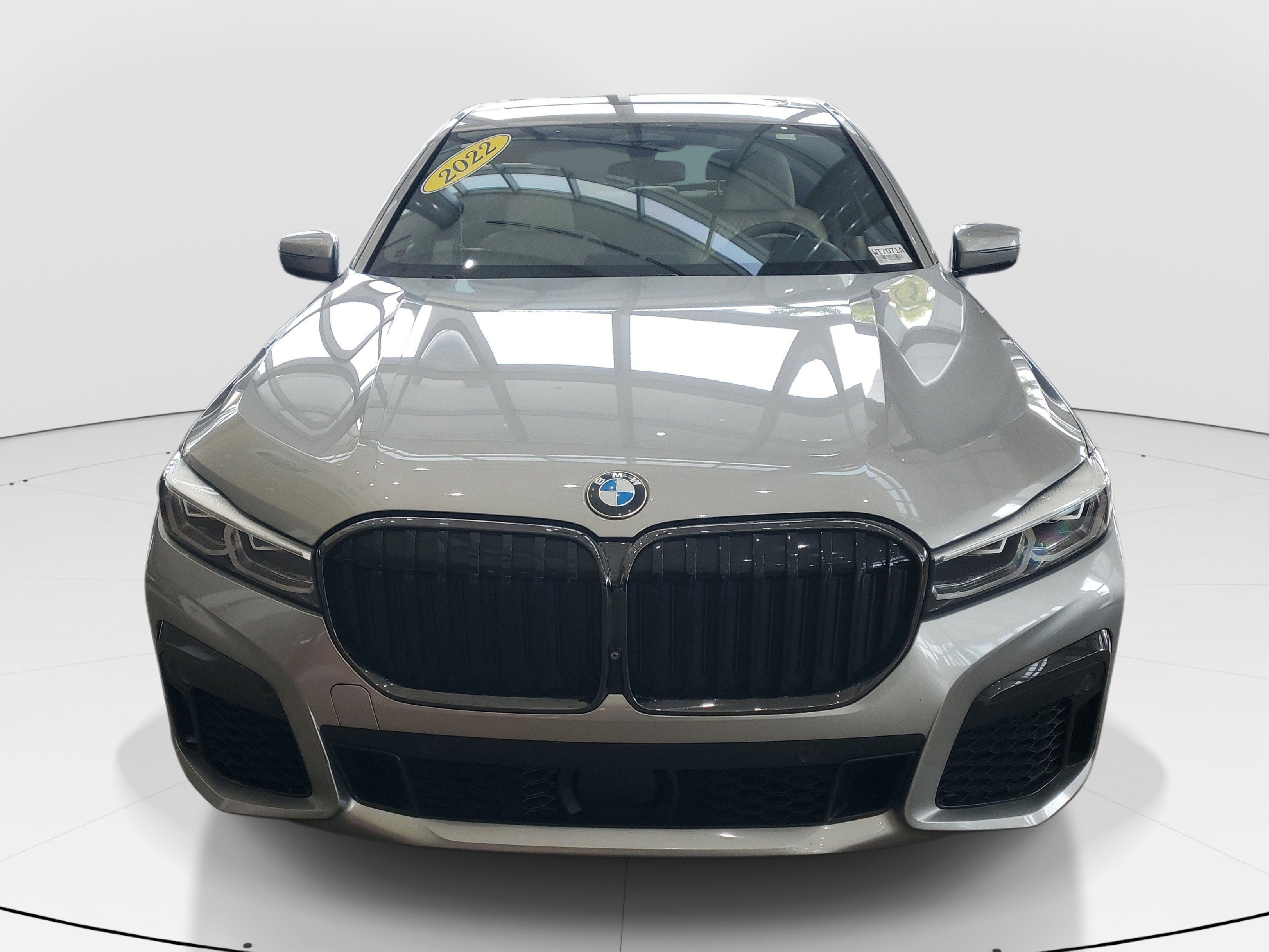Used 2022 BMW 750Li xDrive AWD/4WD image 5