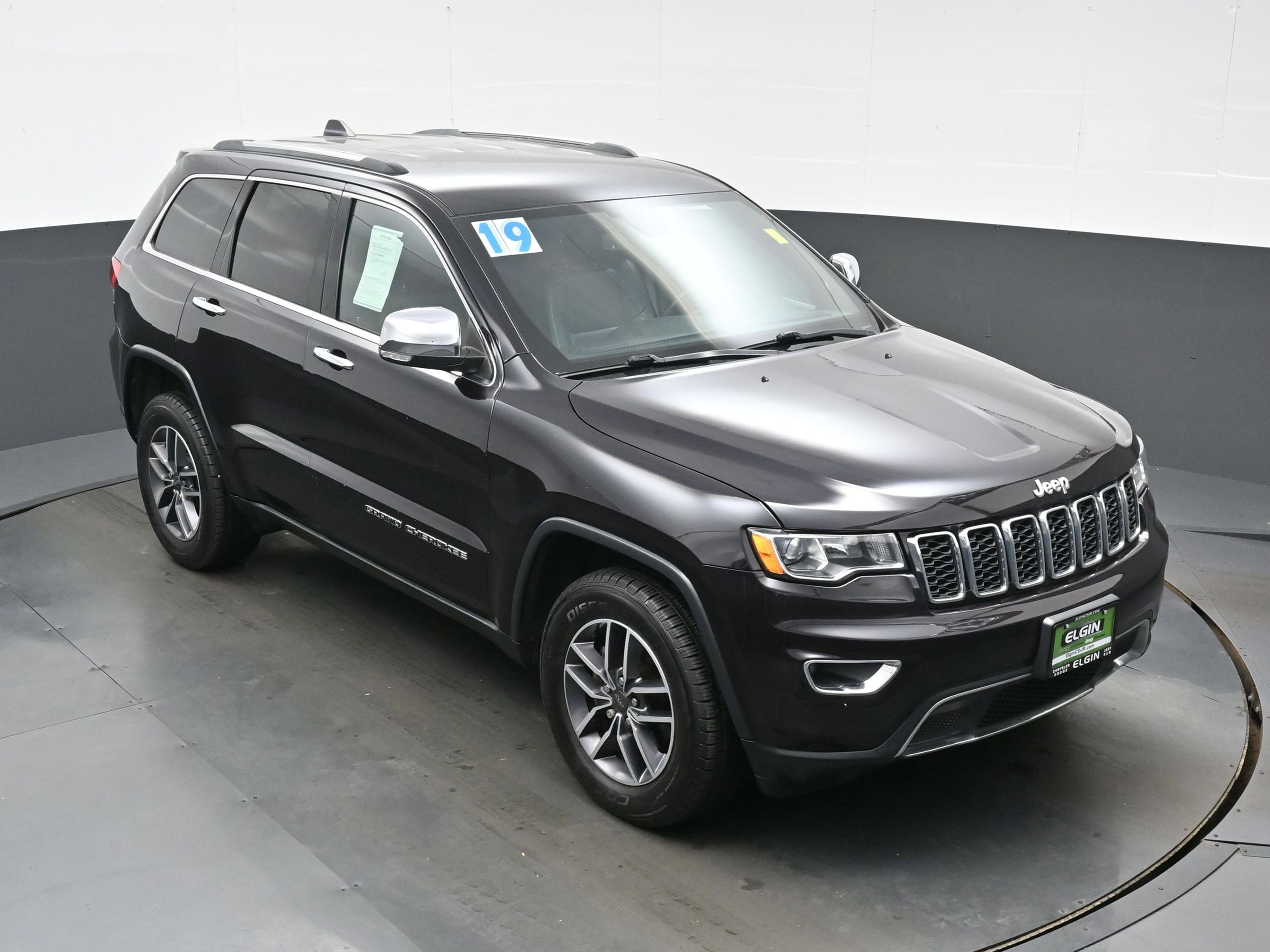 Used 2019 Jeep Grand Cherokee Limited AWD/4WD image 39