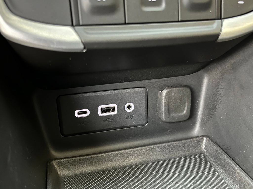 Used 2023 GMC Terrain SLE w/ Driver Convenience Package AWD/4WD image 25