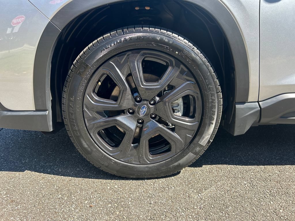 Certified 2025 Subaru Ascent Onyx Edition AWD/4WD image 26