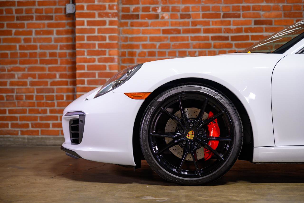 Used 2017 Porsche 911 Carrera S RWD image 10