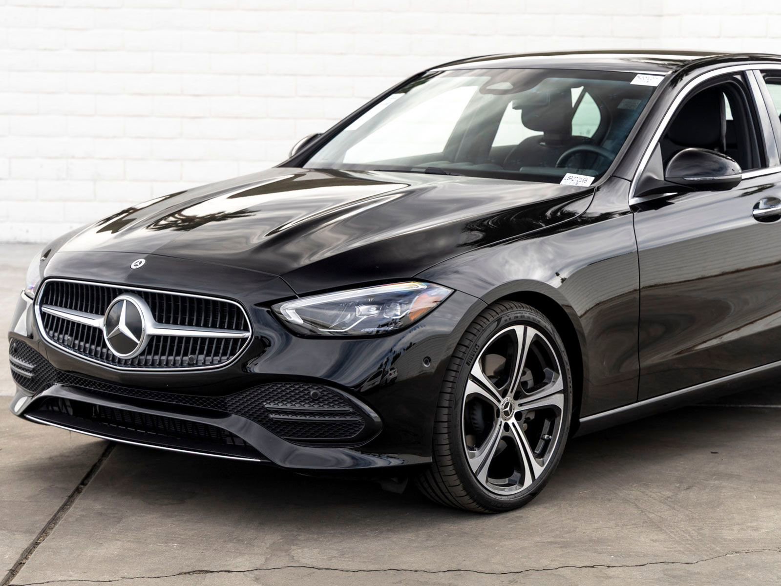 Used 2025 Mercedes-Benz C 300 Sedan image 6