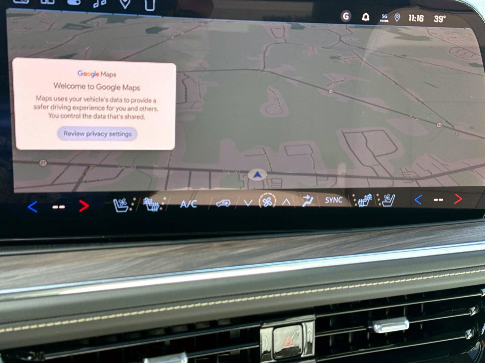 New 2026 Chevrolet Suburban Premier image 15