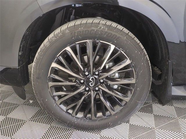 New 2025 INFINITI QX80 Autograph w/ Autograph Exterior Package image 13