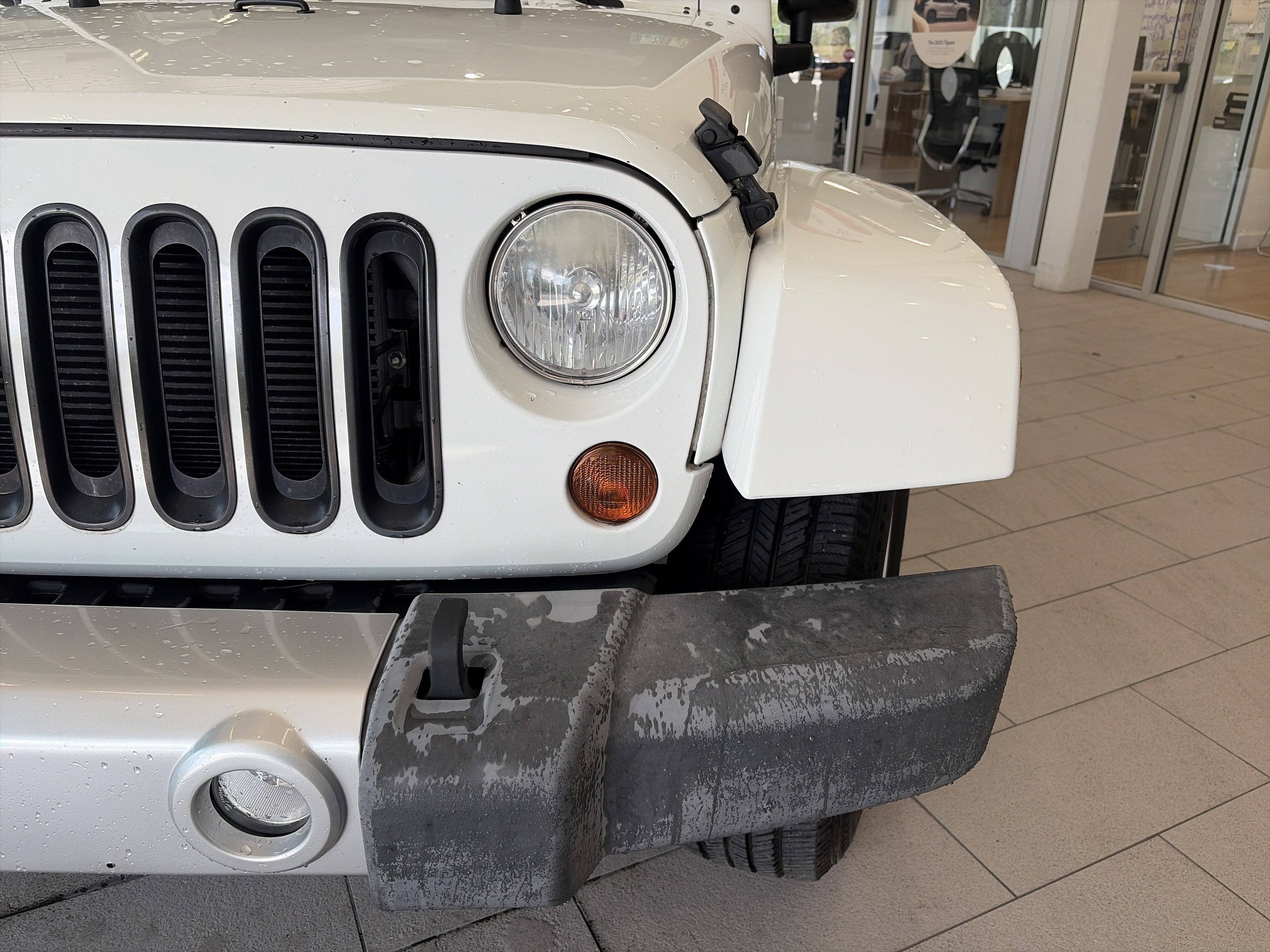 Used 2012 Jeep Wrangler Unlimited Sahara w/ Connectivity Group image 13